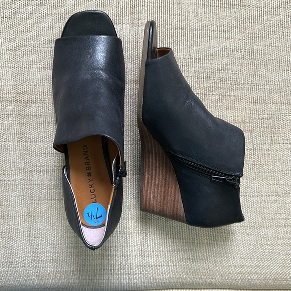 Lucky Brand Womens Tylera Open Toe Pump Wedge Side Cut Out & Zipper Leather Boho - Picture 4 of 15